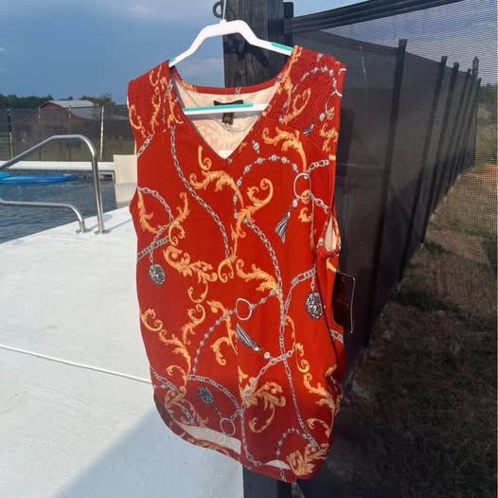 NWT 2X blouse Goddess red & gold tee t-shirt tank short sleeve C7330